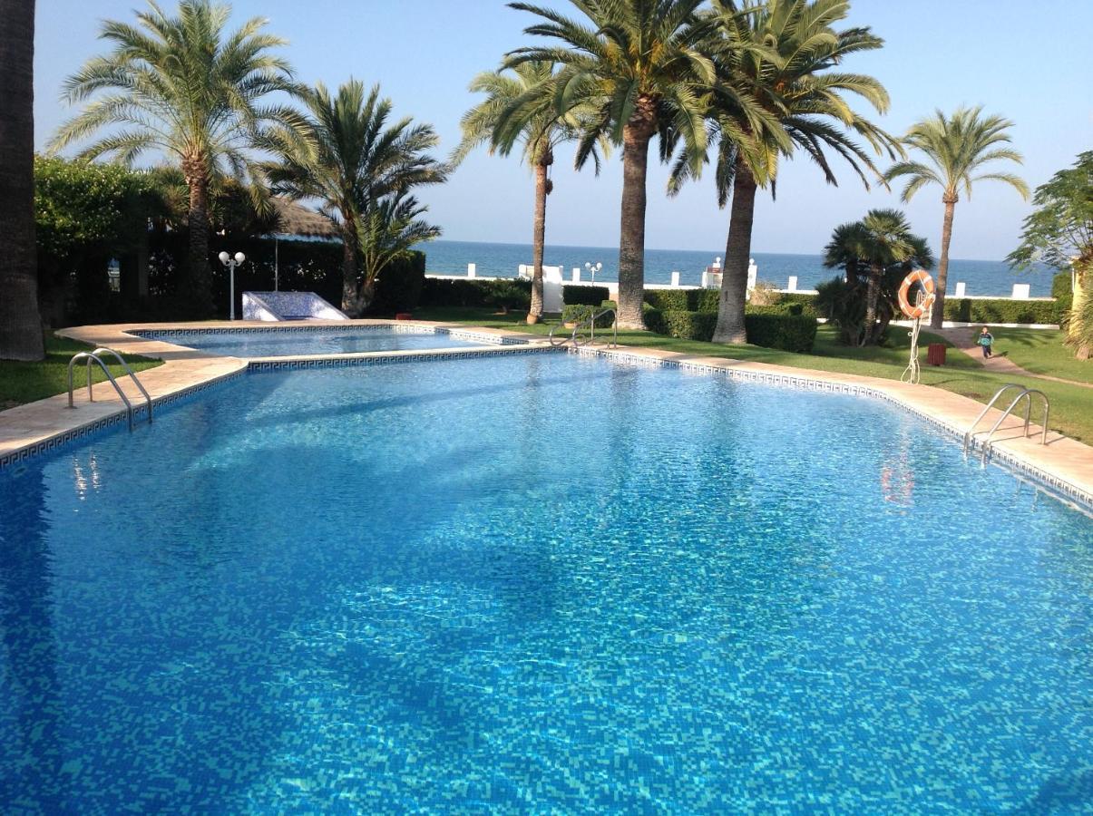 Urbanizacion primera línea de playa Dénia Exterior foto